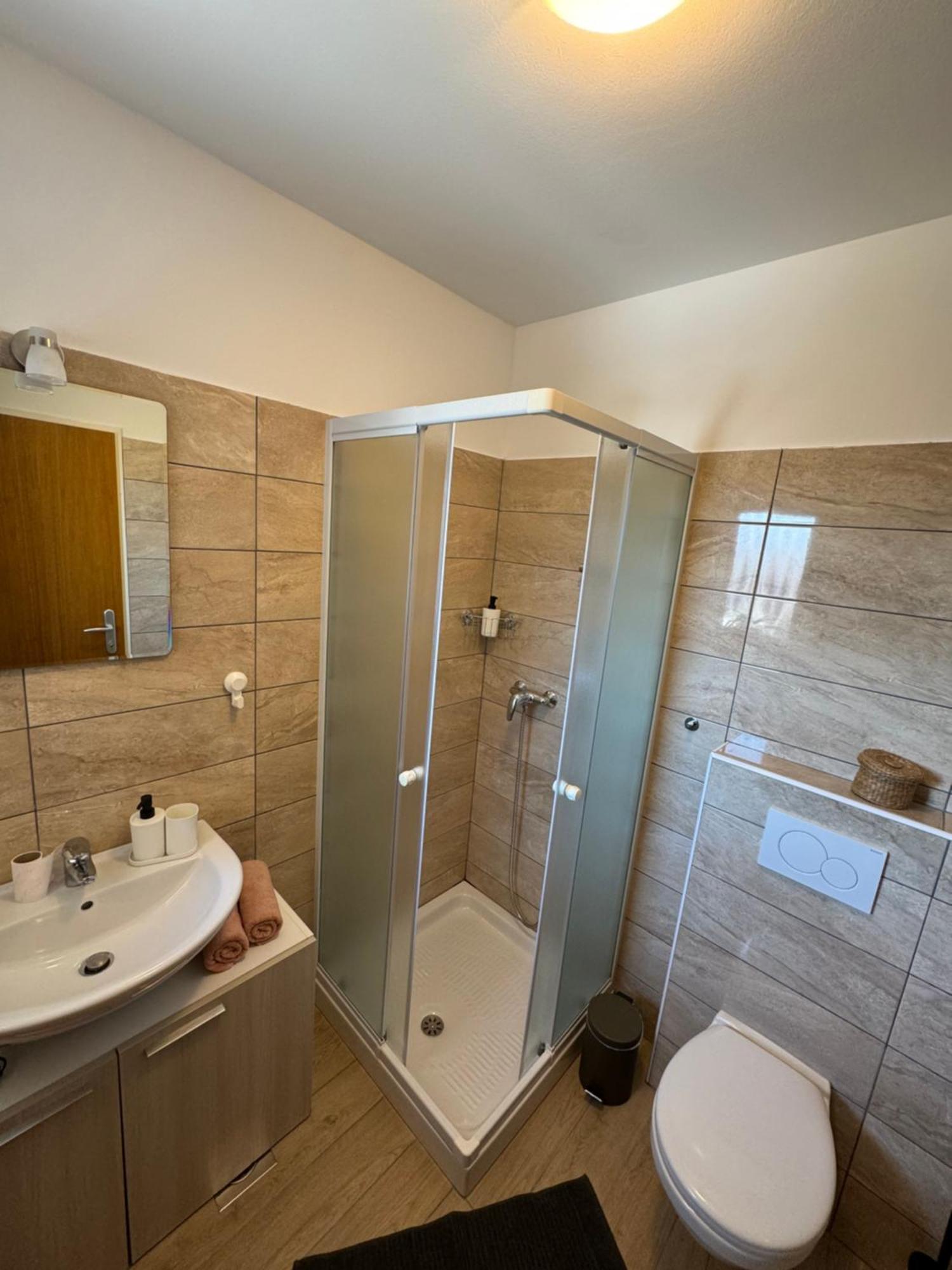 Santomas Apartments Šmarje Εξωτερικό φωτογραφία