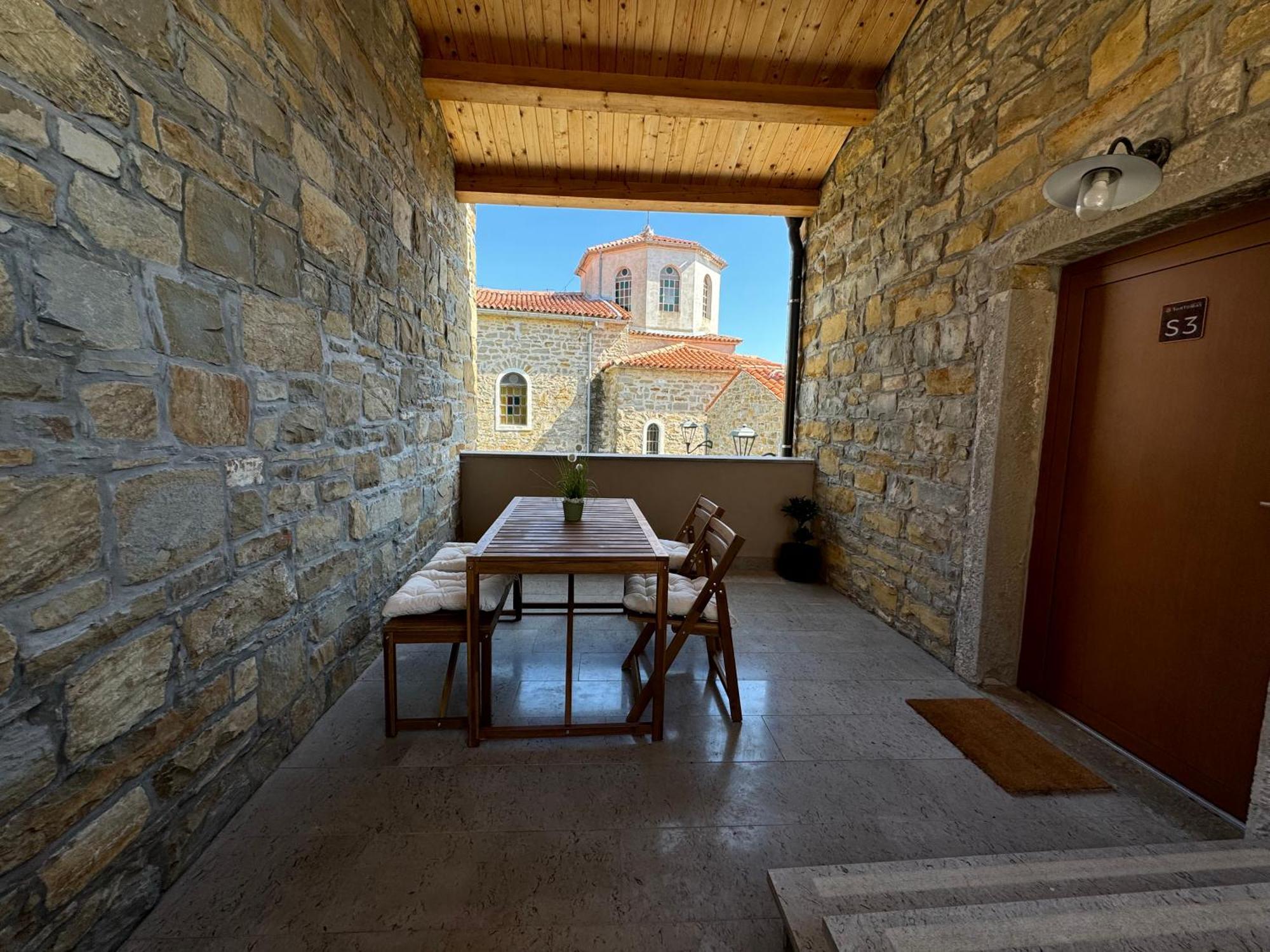 Santomas Apartments Šmarje Εξωτερικό φωτογραφία